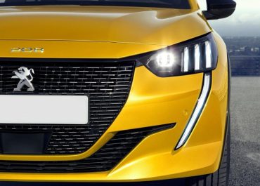 Peugeot 208 ou 3008: qual comprar?