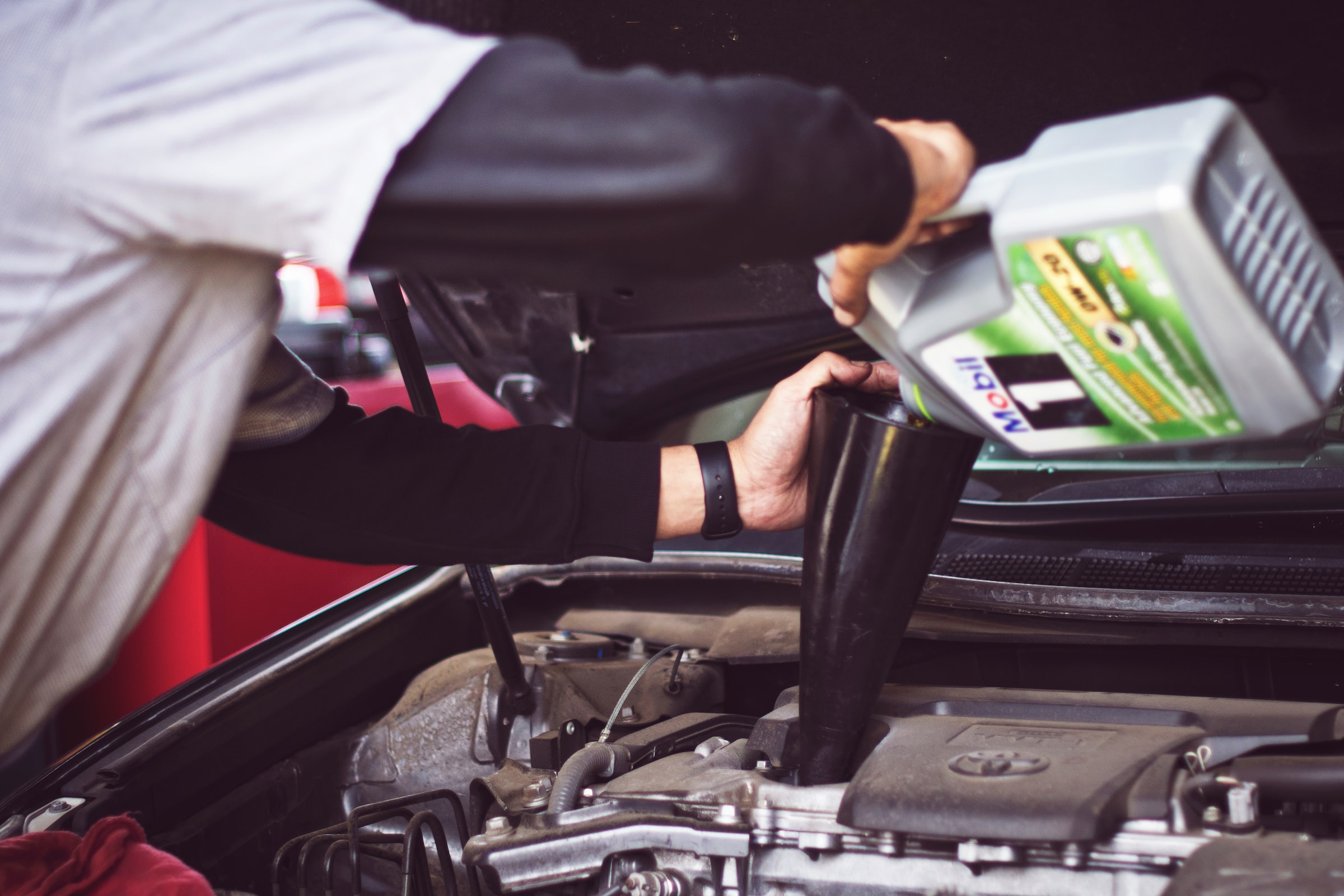 Cuidar do carro é essencial para evitar que ele sofra danos e te cause prejuízos. Veja quais são as melhores dicas de manutenção automotiva.